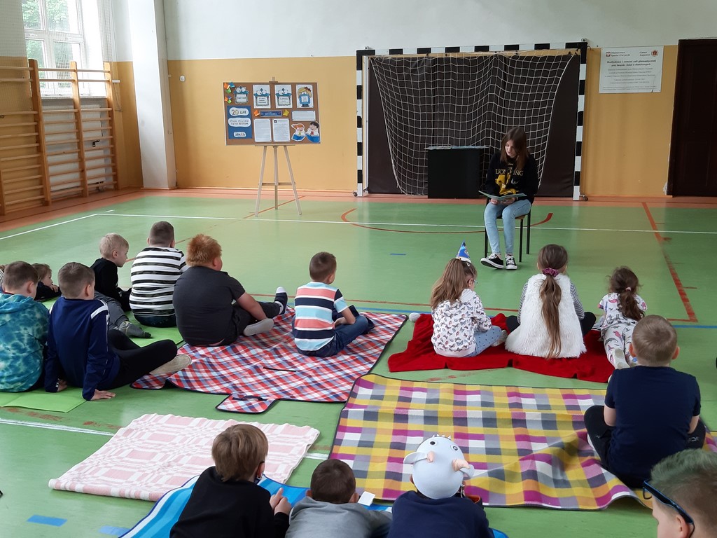 cala polska czyta dzieciom bialobrzegi 2021 (11)